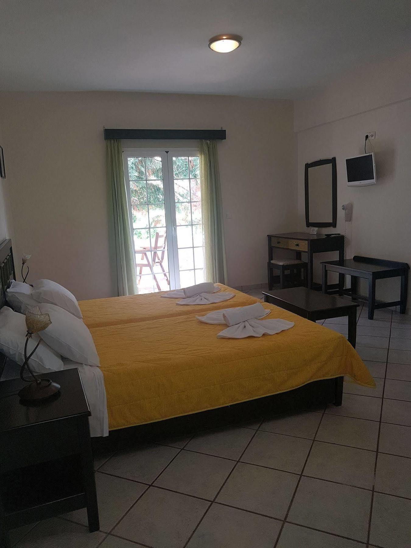 Agia Pelagia  Pantonia Apartments المظهر الخارجي الصورة